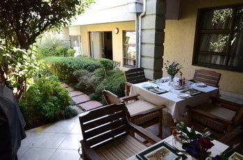 Norscot Manor Guest Lodge Sandton Exteriér fotografie